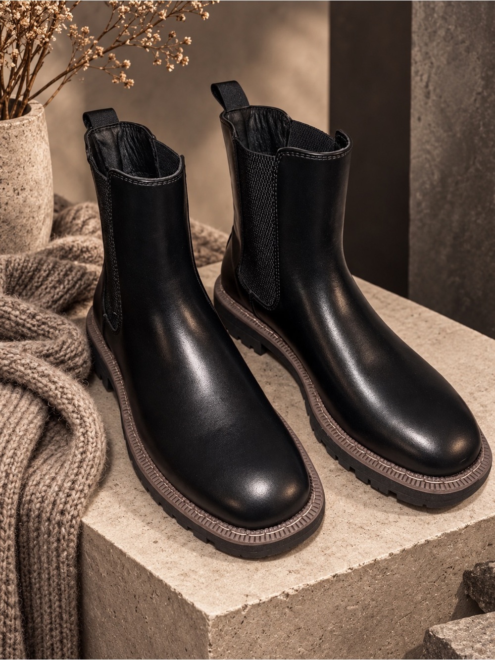 Women’s Athlefit Amazon Black Chelsea Boots - Classic Leather Slip-On